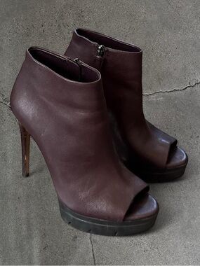 BCBGMaxAzria Burgundy Peep-Toe Leather Platform Ankle Booties